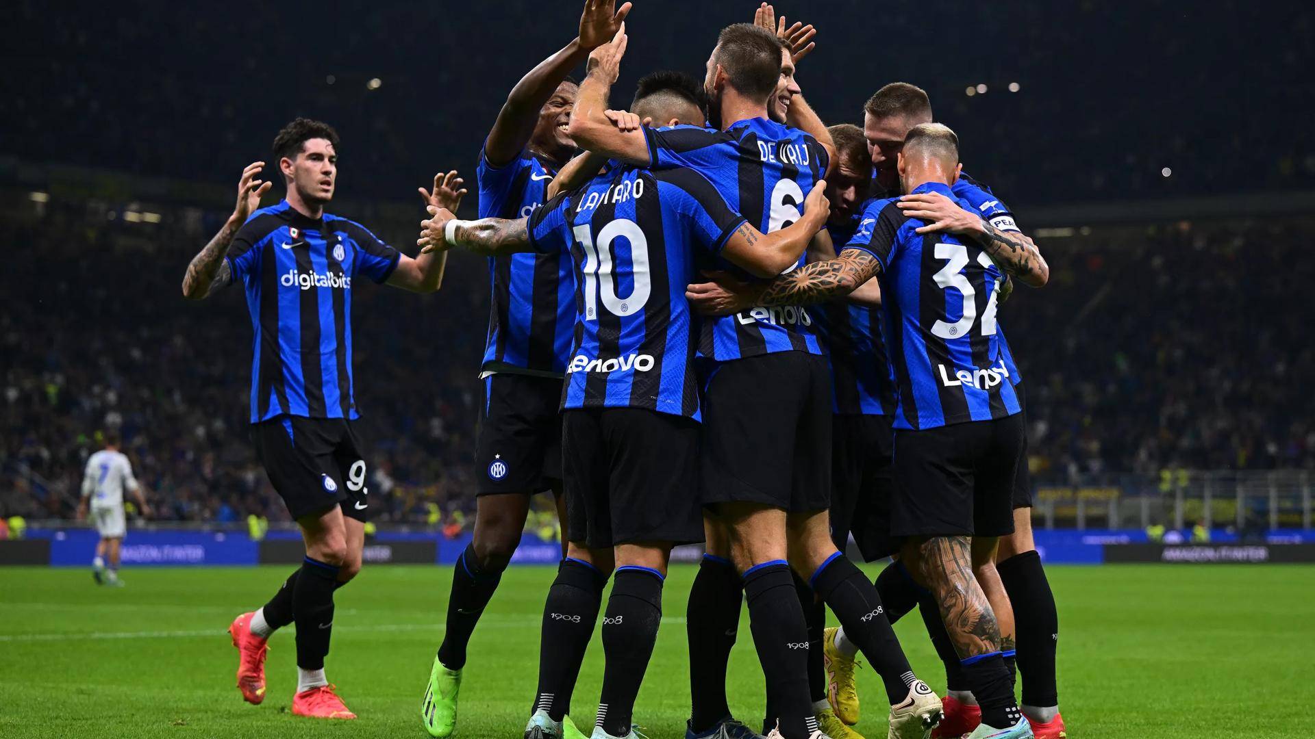 曼联内部会议纪要流出——加时末段更衣室发声，意大利杯使命明确，控场能力受关注的简单介绍