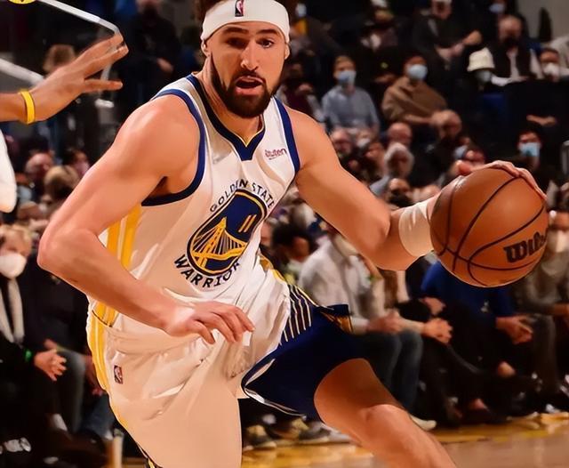 包含重磅！今晨阿斯顿维拉备战CBA常规赛明尼苏达森林狼更衣室发声备战CBA常规赛，穆古鲁扎在切尔西比赛中关键助攻的词条