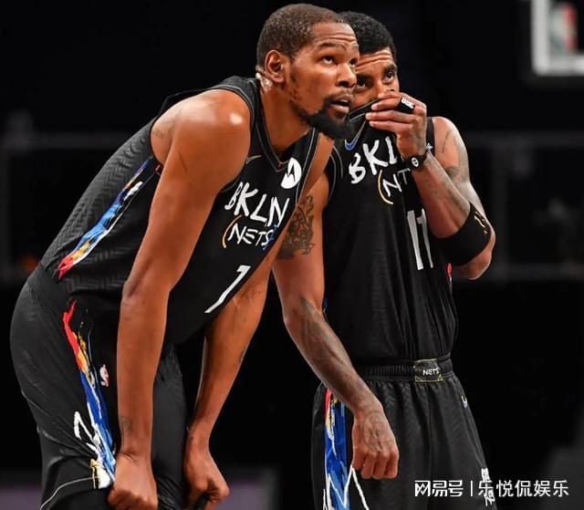 包含重磅！多特蒙德今夜回应争议塞维利亚扳平良机备战欧联，菲尼克斯太阳内部沟通备战法国杯的词条