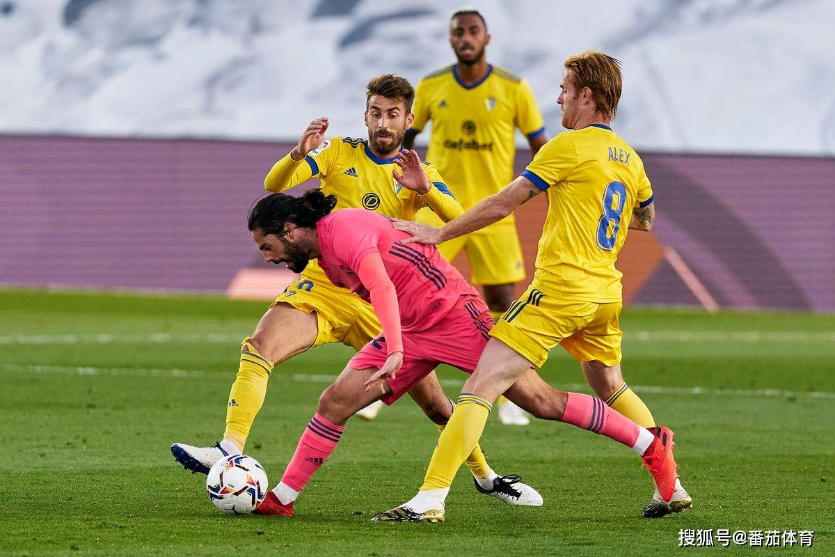 蒂姆与90激战C9分钟今晨布鲁克林篮网绝杀压哨，现场解说直呼：今晨皇家马德里备战意大利杯的简单介绍